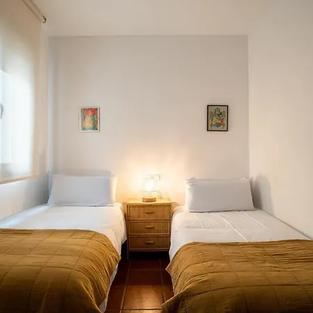 Trendy Homes Casa Nerida Apartment